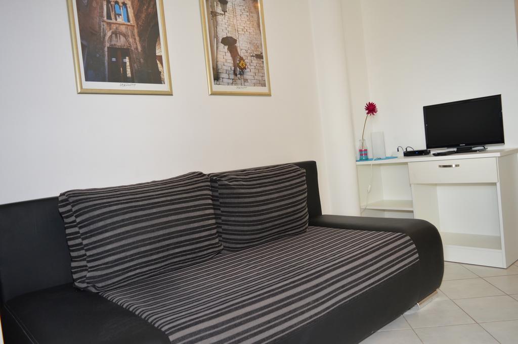 Permarinus Apartments Podstrana Pokój zdjęcie